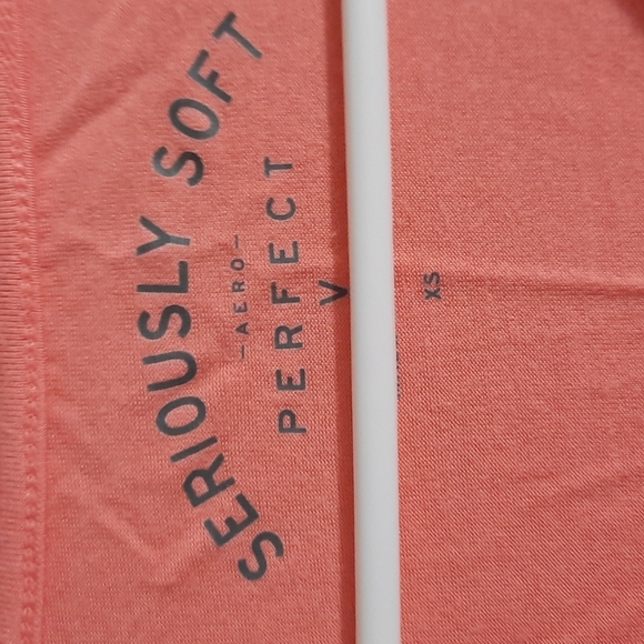 Aeropostale v neck tee - Picture 3 of 4